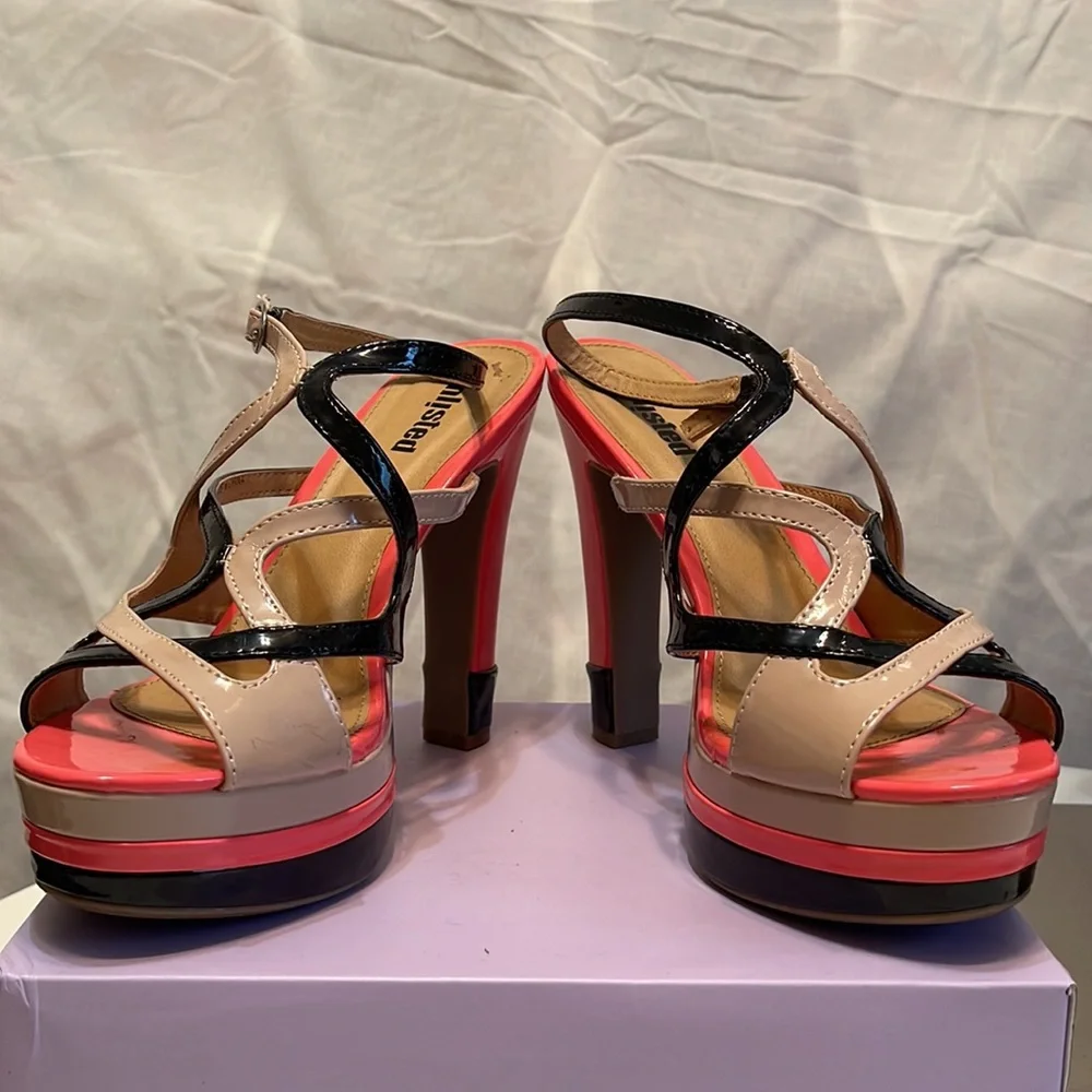 Fancy sandals - Picture 6 of 6